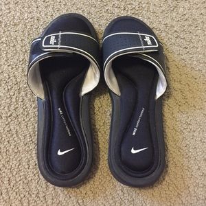 Nike Comfort Slides