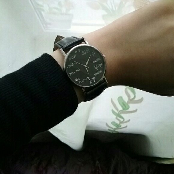 Vansvar Fashion Casual Ladies Leather Quartz Watch - Picture 2 of 3