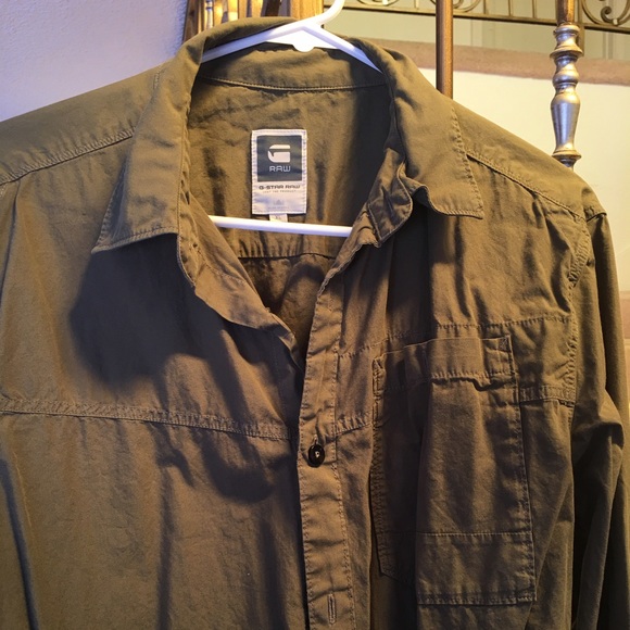 Lightly used g-star button down.