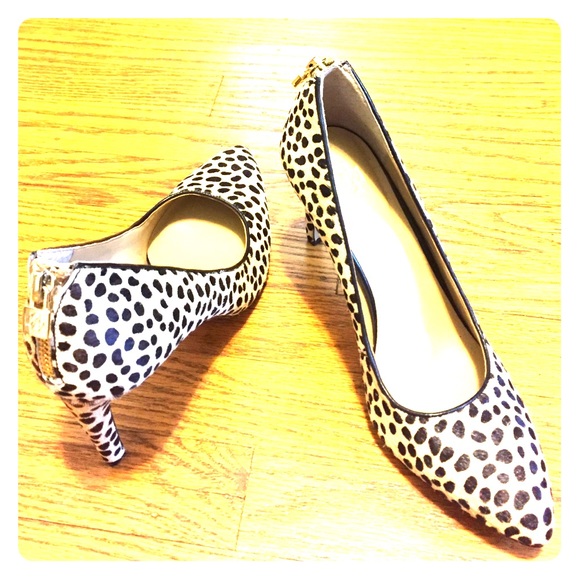 Ann Taylor Leopard Print Pumps