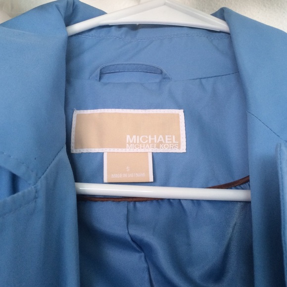 Mk coat very nice authentic - Picture 2 of 4