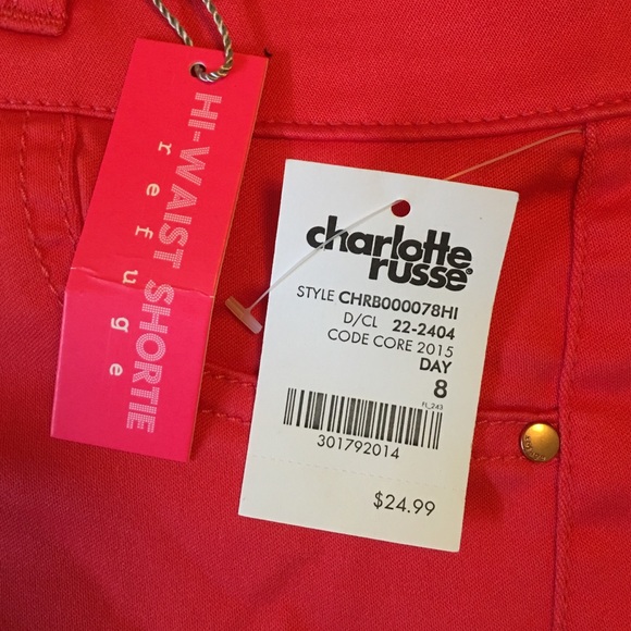 Red high-waisted shorts never worn, tag still on - Picture 4 of 4