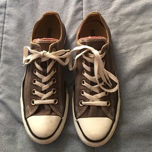 Converse low top