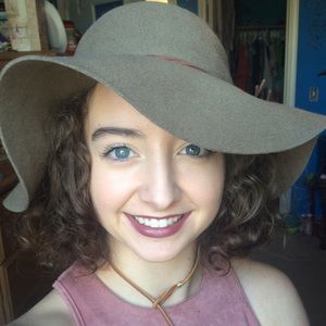 Meet your Posher, Kaity