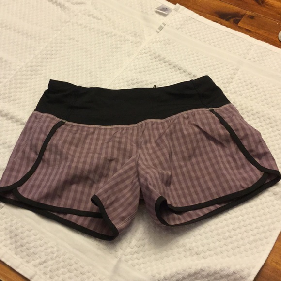 LuluLemon size 2 Run Time shorts