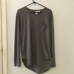 Feathers Long Sleeve Tee With Curved Hem