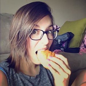 Meet your Posher, Ashlie