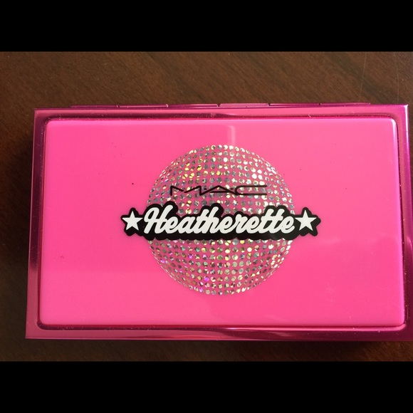 🔶RARE🔶MAC HEATHERETTE EYESHADOW TRIO