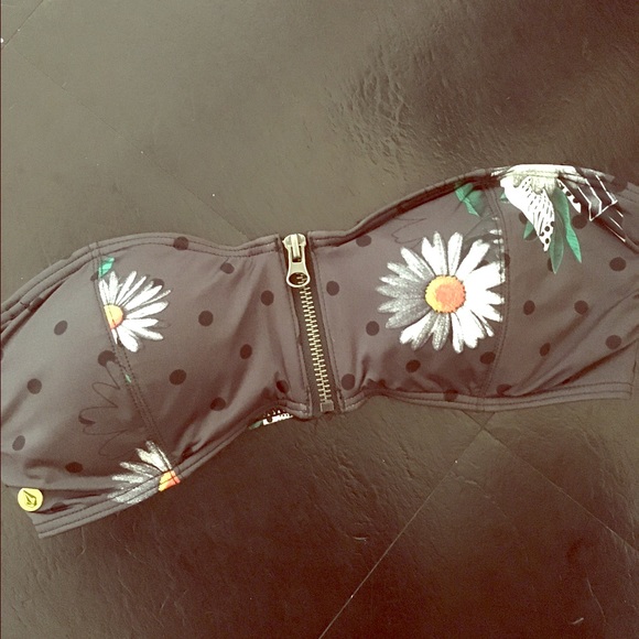 Volcom bikini top