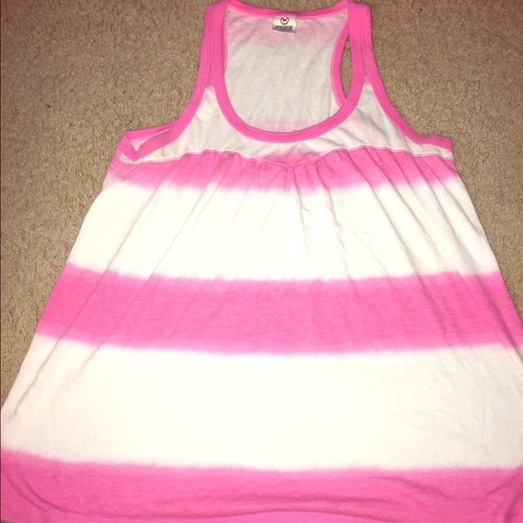 VS Pink racer back flowy tank