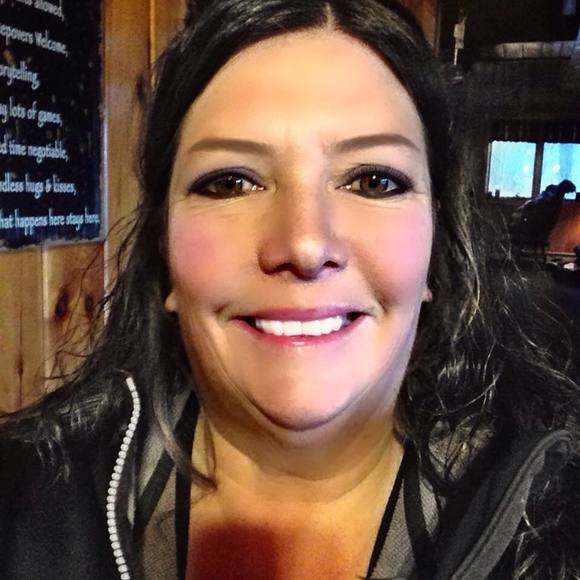 Meet your Posher, Chris - Picture 1 of 1