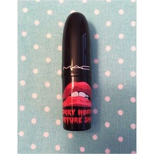 MAC Lipstick in the shade Oblivion