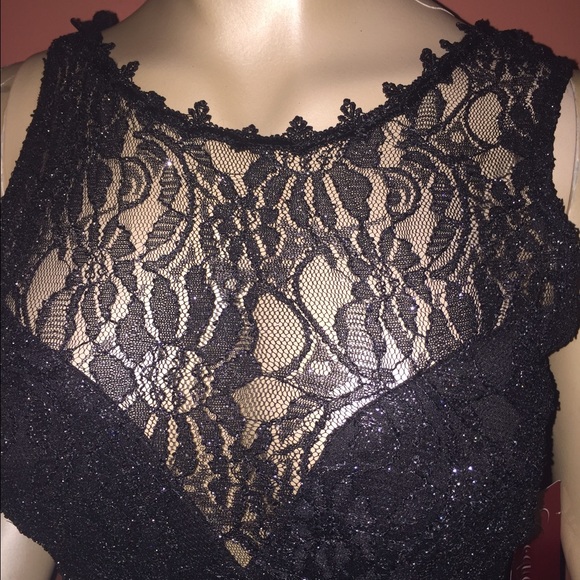 Black Cocktail dress - Picture 3 of 3