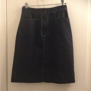 Fun jean skirt w white detail