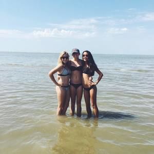 Meet your Posher, Caroline