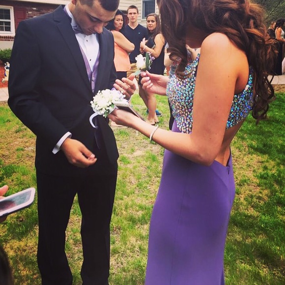 Prom Dress - Picture 2 of 4