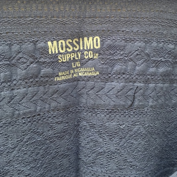 Mossimo Tank Top - Picture 2 of 3