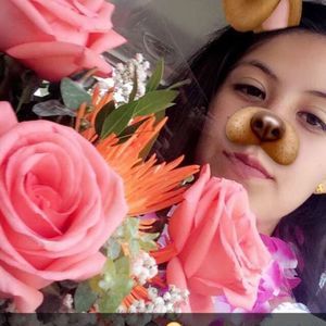 Meet your Posher, Leslie