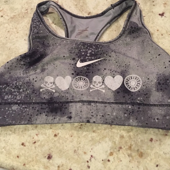 Soulcycle Nike pro fit bra - great condition