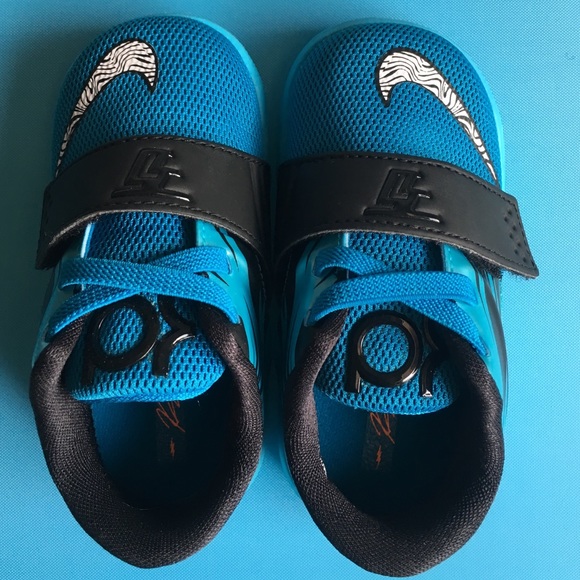 NEW! Nike Kevin Durant toddler shoes. NWOT.