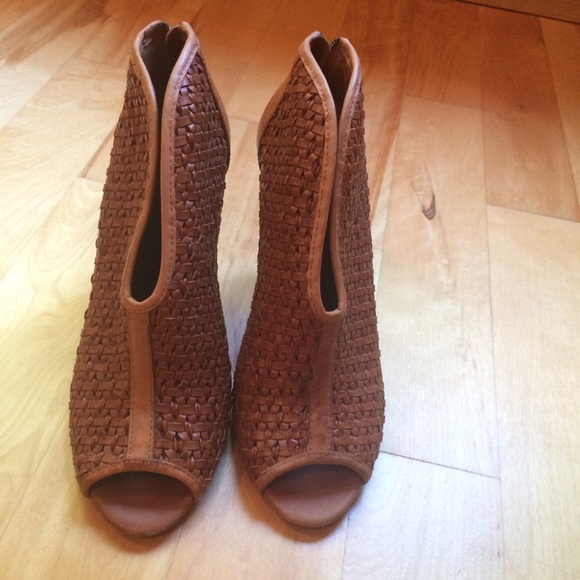 Brown heels by Vince Camuto