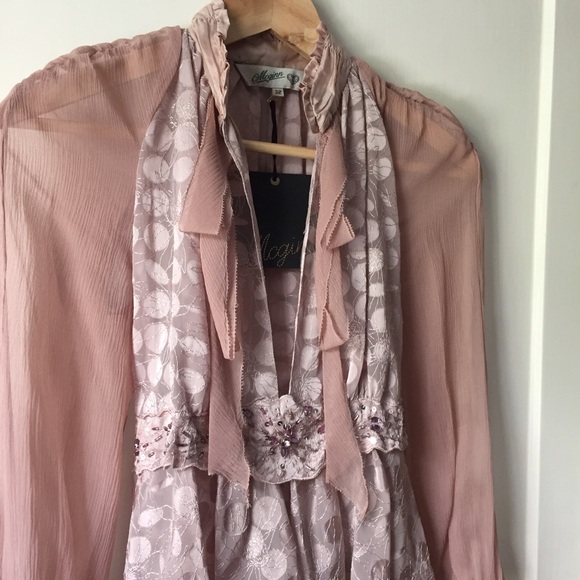 Princess Blush Tunic Blouse - Picture 2 of 4