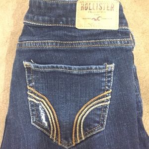 Hollister destroyed style skinny jeans