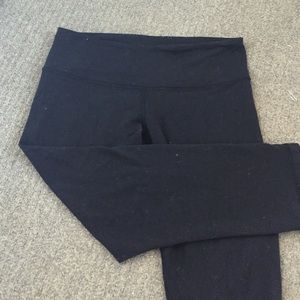 Black Lululemon leggings!