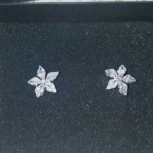 Jewelmint Audrey earrings