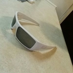 Authentic Oakley Gas can sunglasses