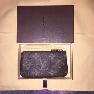 AUTHENTIC LOUIS VUITTON COIN PURSE WITH KEY RING