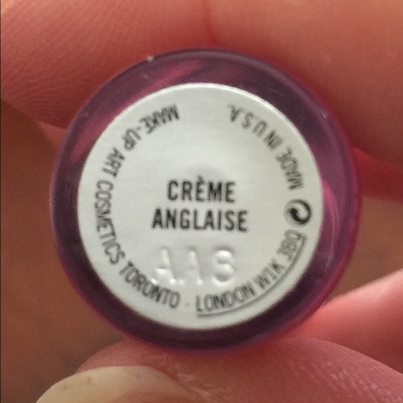 💄NEW💄MAC CREAMSHEEN GLASS LIPGLOSS - Picture 2 of 2