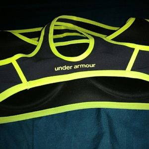 Under Armour 36c