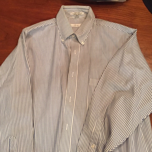 Men's dress shirt