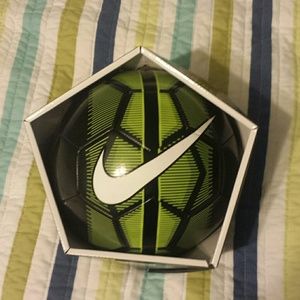 New nike soccer ball size 5