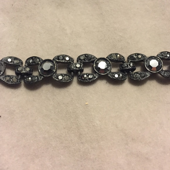Necklace - Picture 2 of 4