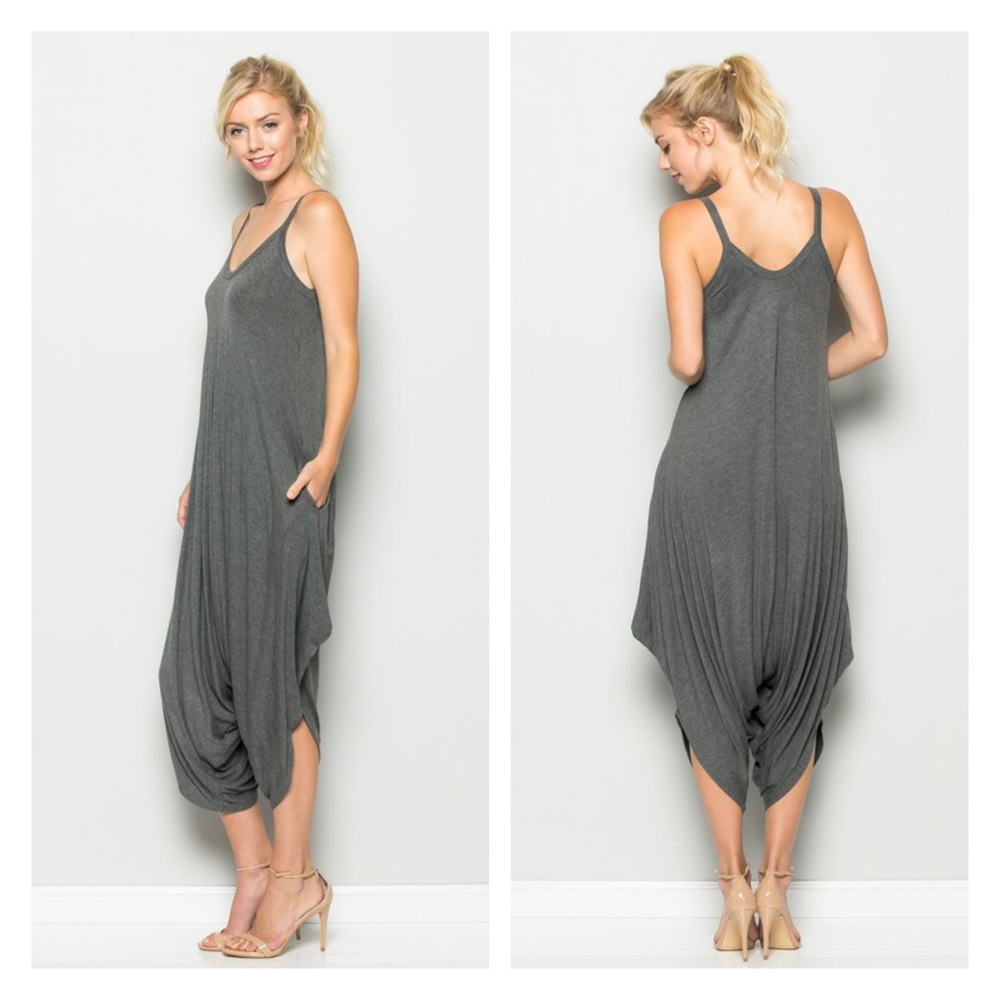 Jumpsuit, Romper - Picture 6 of 8