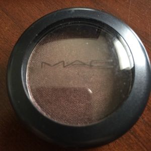 MAC MEGA METAL EYESHADOW