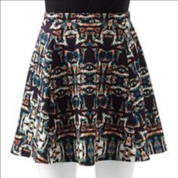 NWOT...Lily Rose print skater skirt