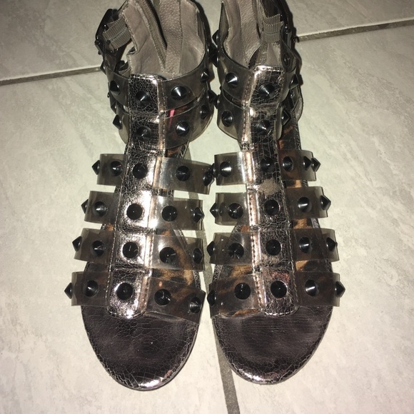 BETSEY JOHNSON sandals