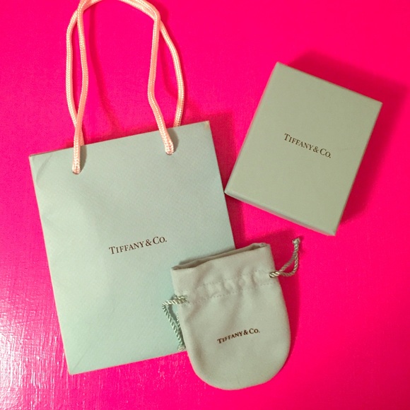 Tiffany AUTHENTIC box, bag, and cloth jewelry bag