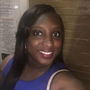 Meet your Posher, Nicole