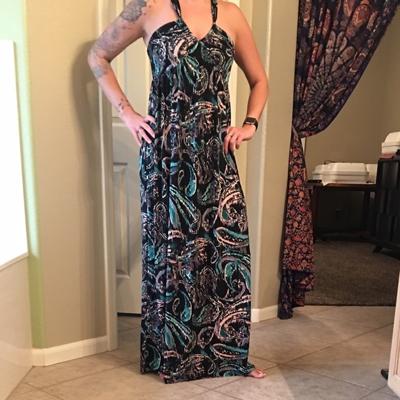 Elle Dresses & Skirts - Colorful maxi dress