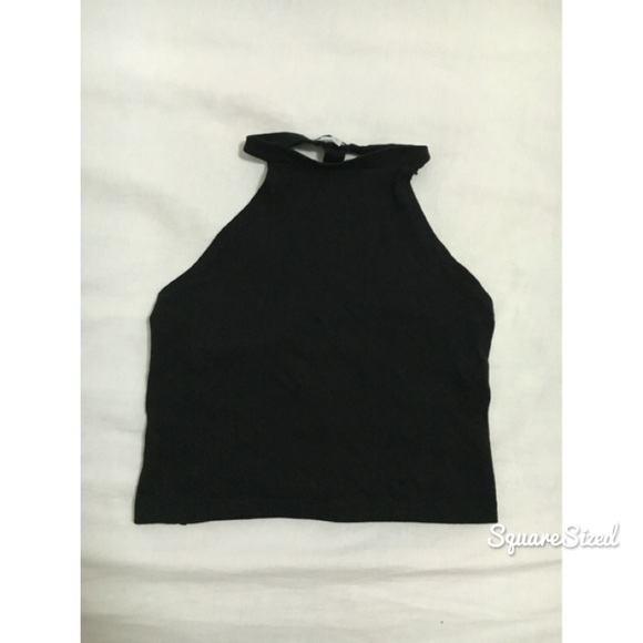 Crop Top 4 - Picture 1 of 2