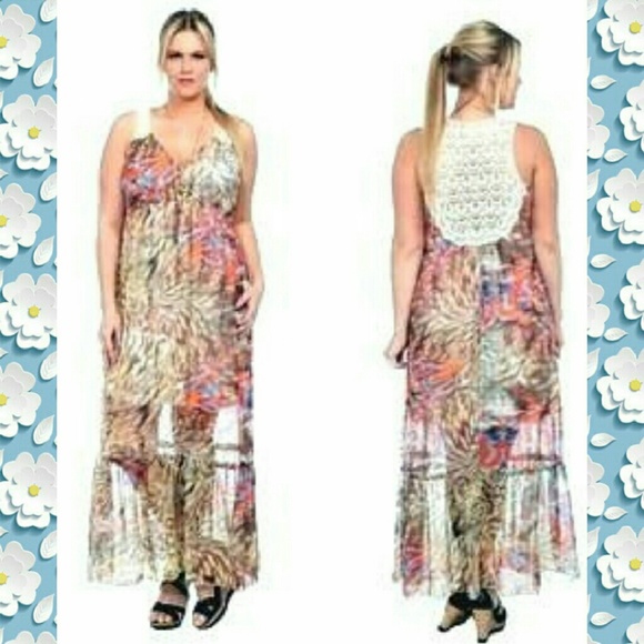 👒NWT Torrid HiLo Chiffon Dress