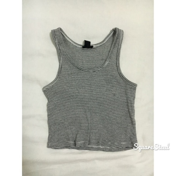 Crop Top 6 - Picture 1 of 2