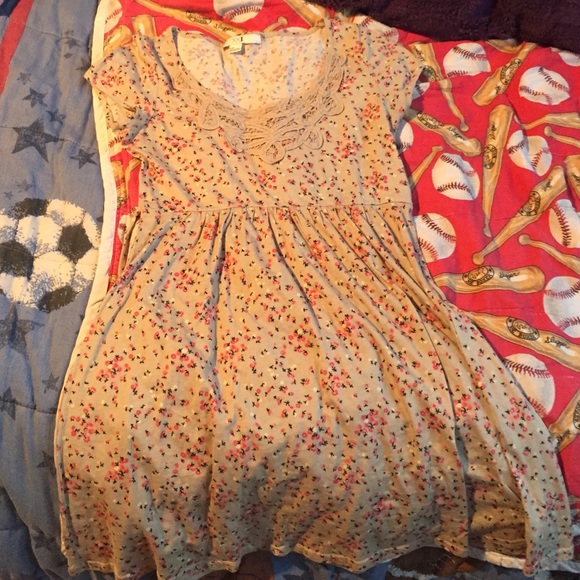 Flower print dress!