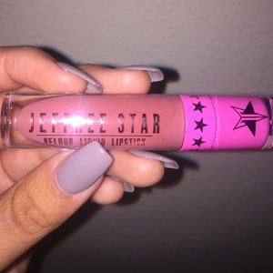JEFFREE STAR liquid lipstick in color GEMINI