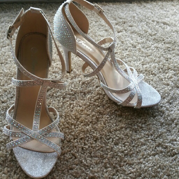 Brand New UNUSED Rhinestone Heels