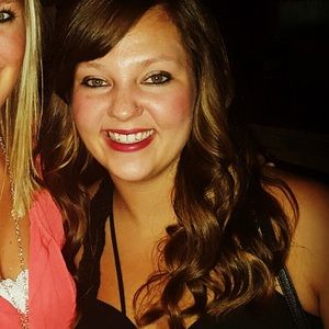 Meet your Posher, Megan